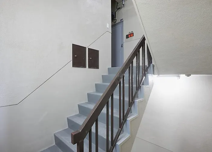 Kamiya Tk Building 301